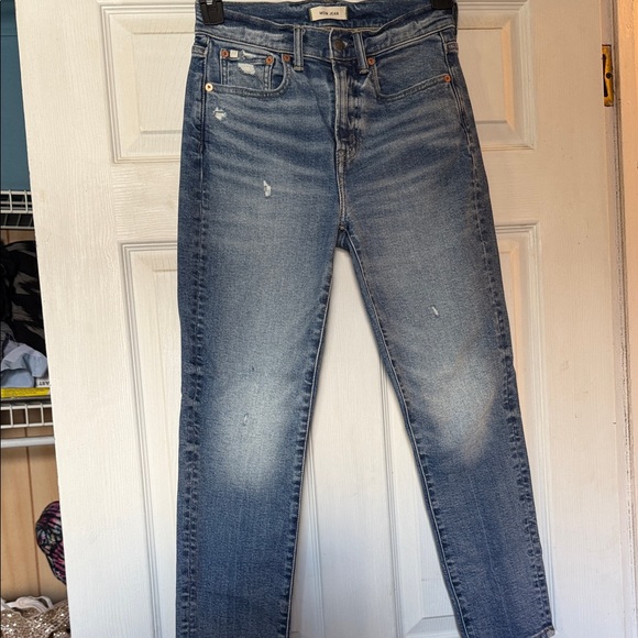 American Eagle Outfitters Denim - American Eagle AE77 Mom Jeans (Short)